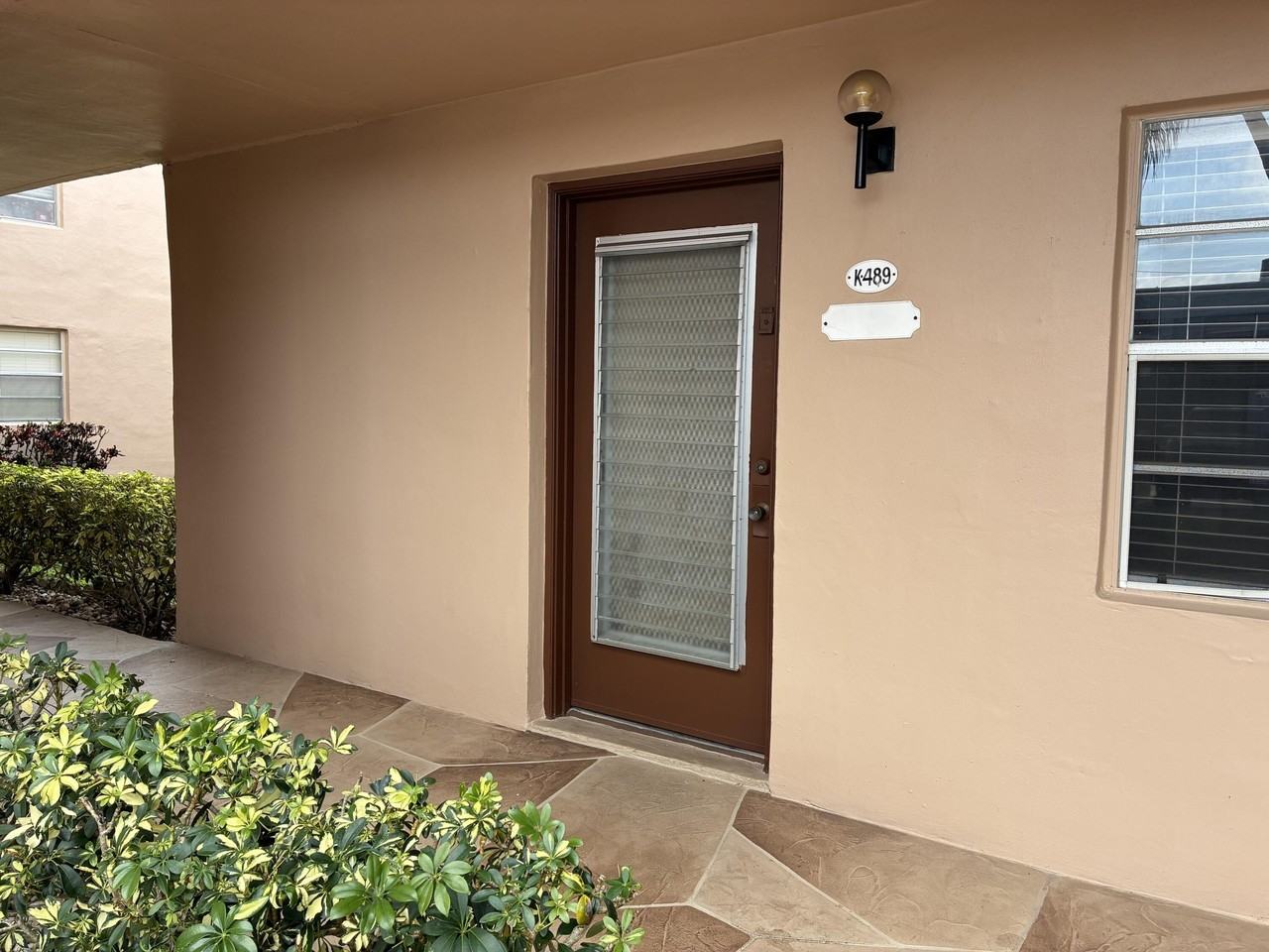 489 Burgundy K - Photo 2 of 46