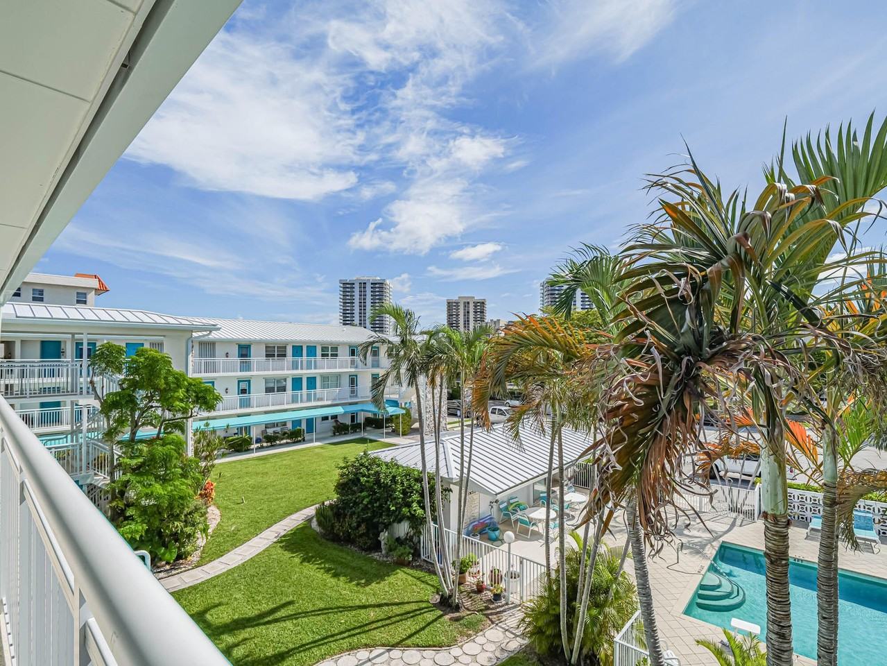 37 Yacht Club Dr #310 - Photo 7 of 37