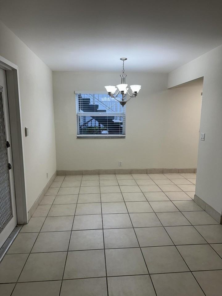 344 Brittany H - Photo 2 of 17