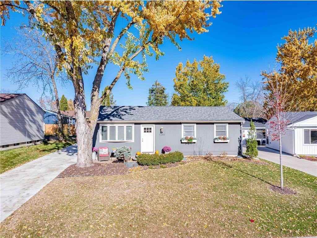 112514 Washington Ln - Photo 2 of 50