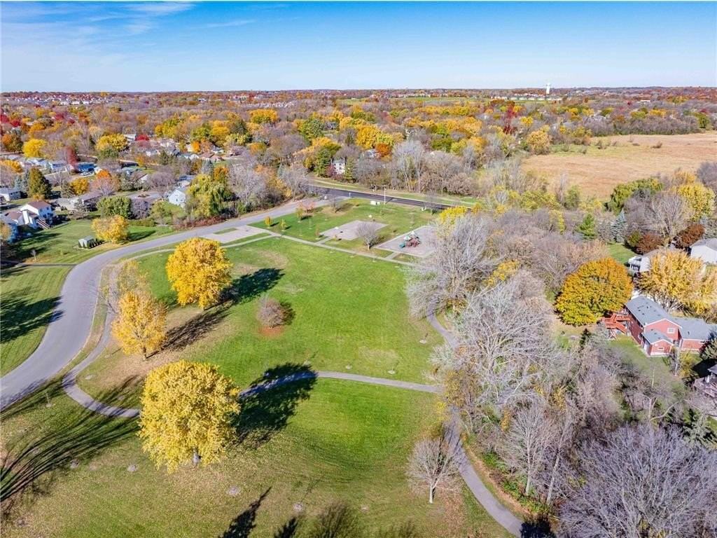 112514 Washington Ln - Photo 7 of 50