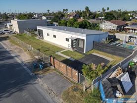 711 S Shore Dr - Photo 1 of 1