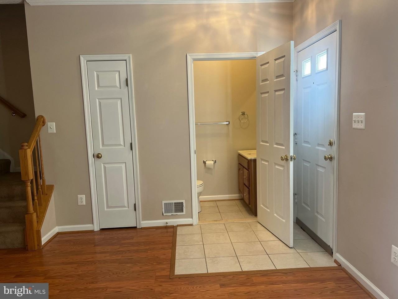 9526 Bellhaven Ct - Photo 4 of 23