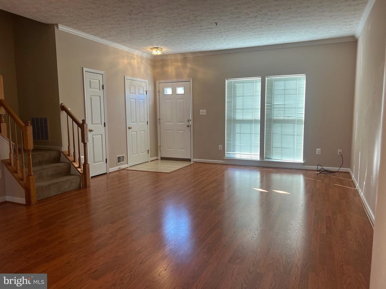 9526 Bellhaven Ct - Photo 6 of 23