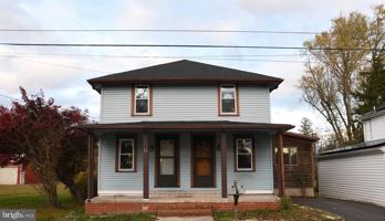 featured image of 14 Delaware Ave