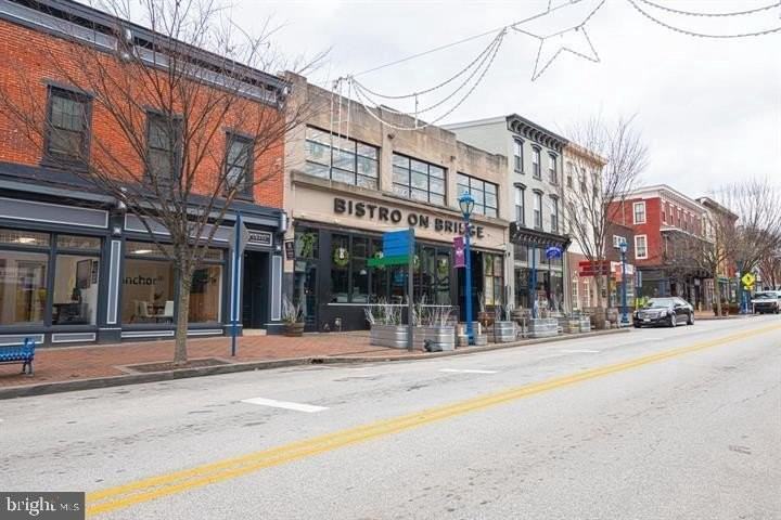 215 Bridge Street #B - Photo 3 of 31