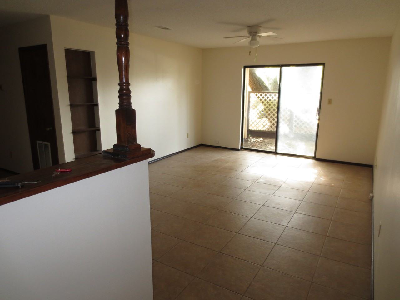 3410 Green Briar Ct - Photo 3 of 11