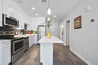 10 Essex St #502 - Photo 1 of 1