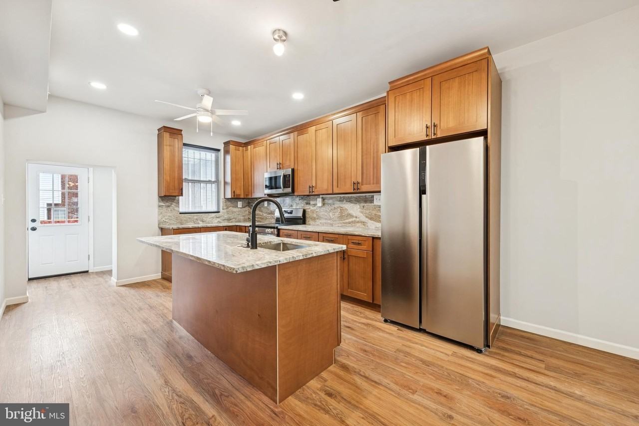 5743 N 12th St - Photo 5 of 16