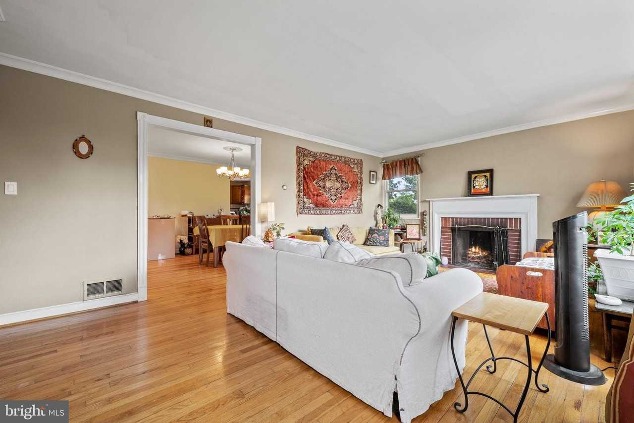 6517 29th St N - Photo 4 of 49