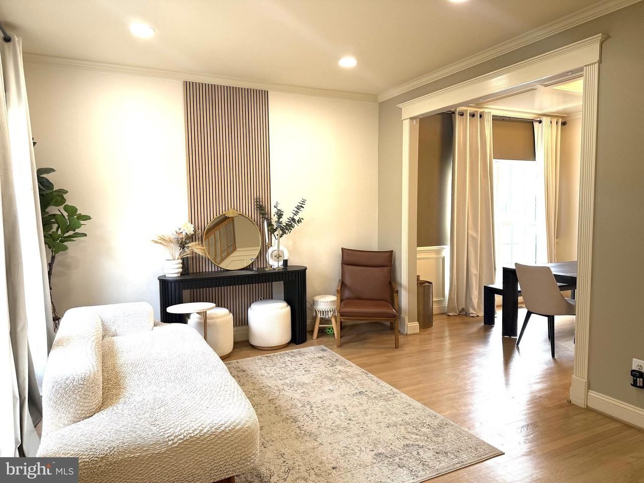 21201 Sundial Ct - Photo 3 of 35