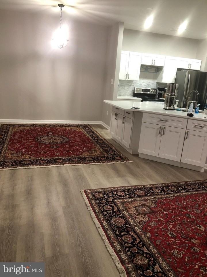 44244 Mossy Brook Sq - Photo 3 of 28