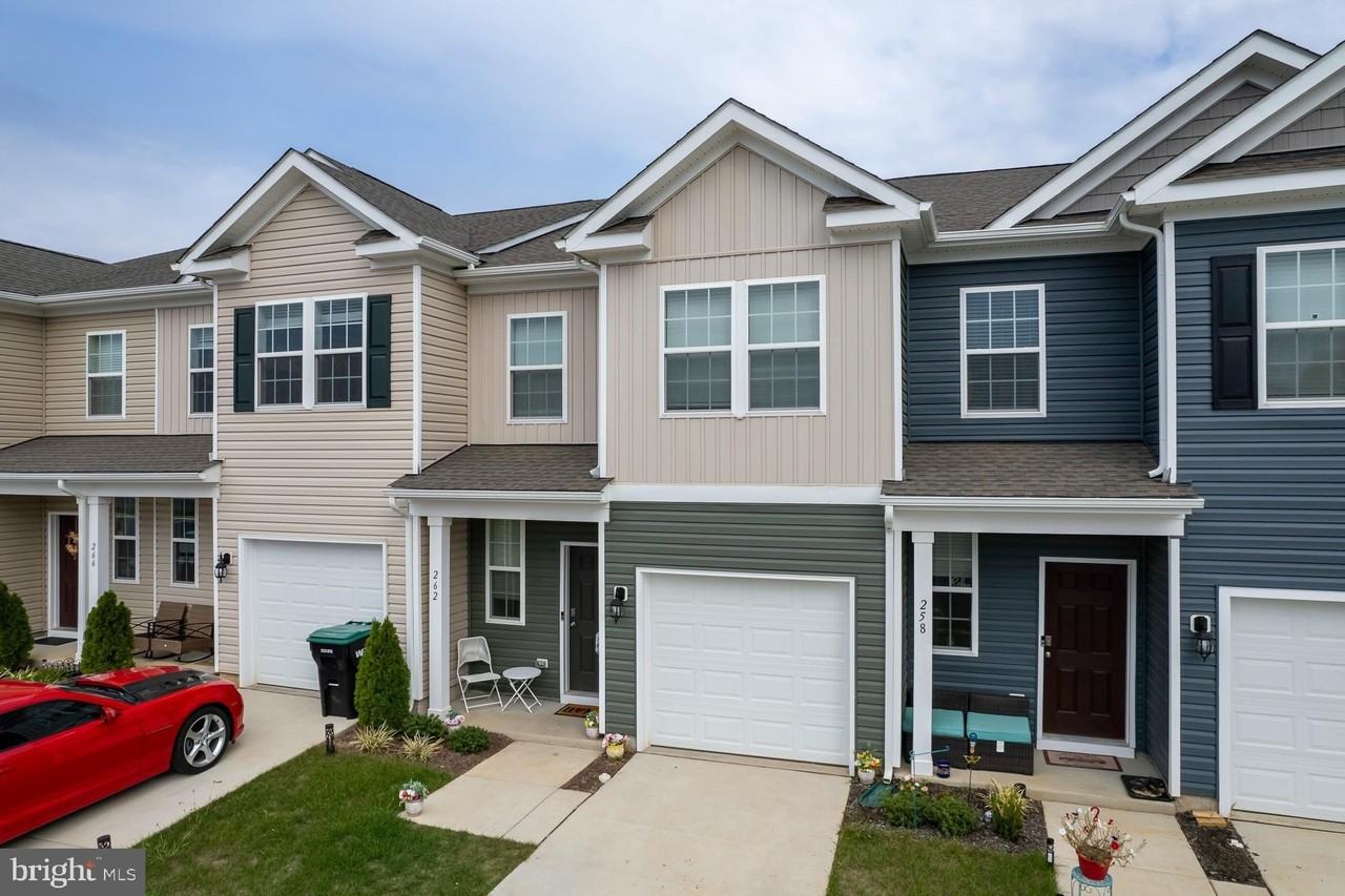 262 Allison Dr - Photo 2 of 50