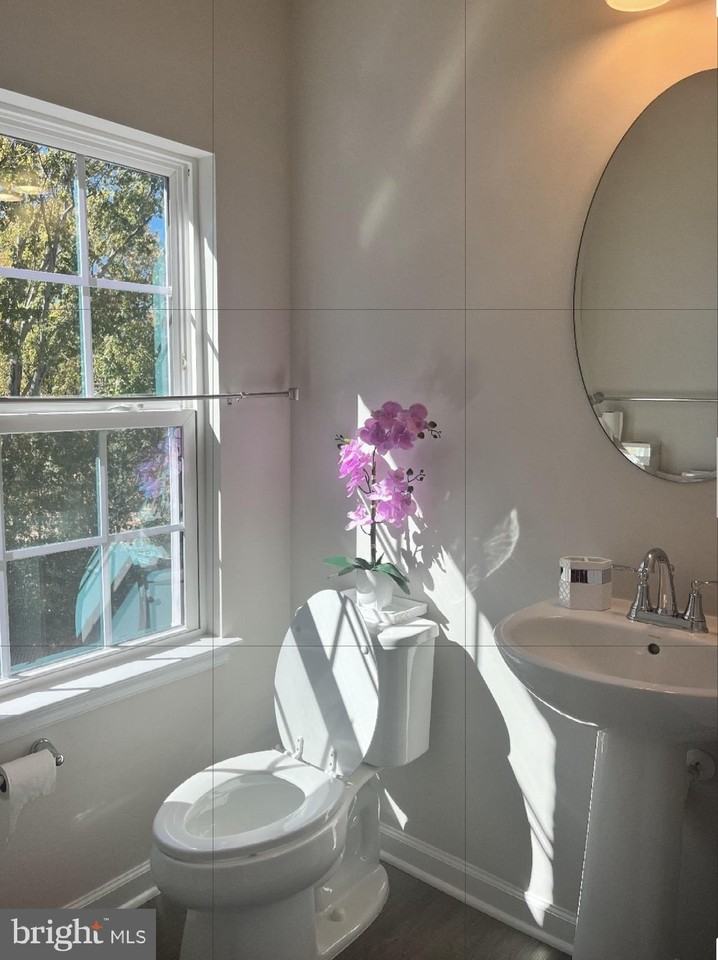 7977 Independence Drive - Photo 5 of 13