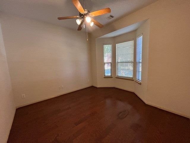 7705 Copper Mountain Ln - Photo 3 of 28