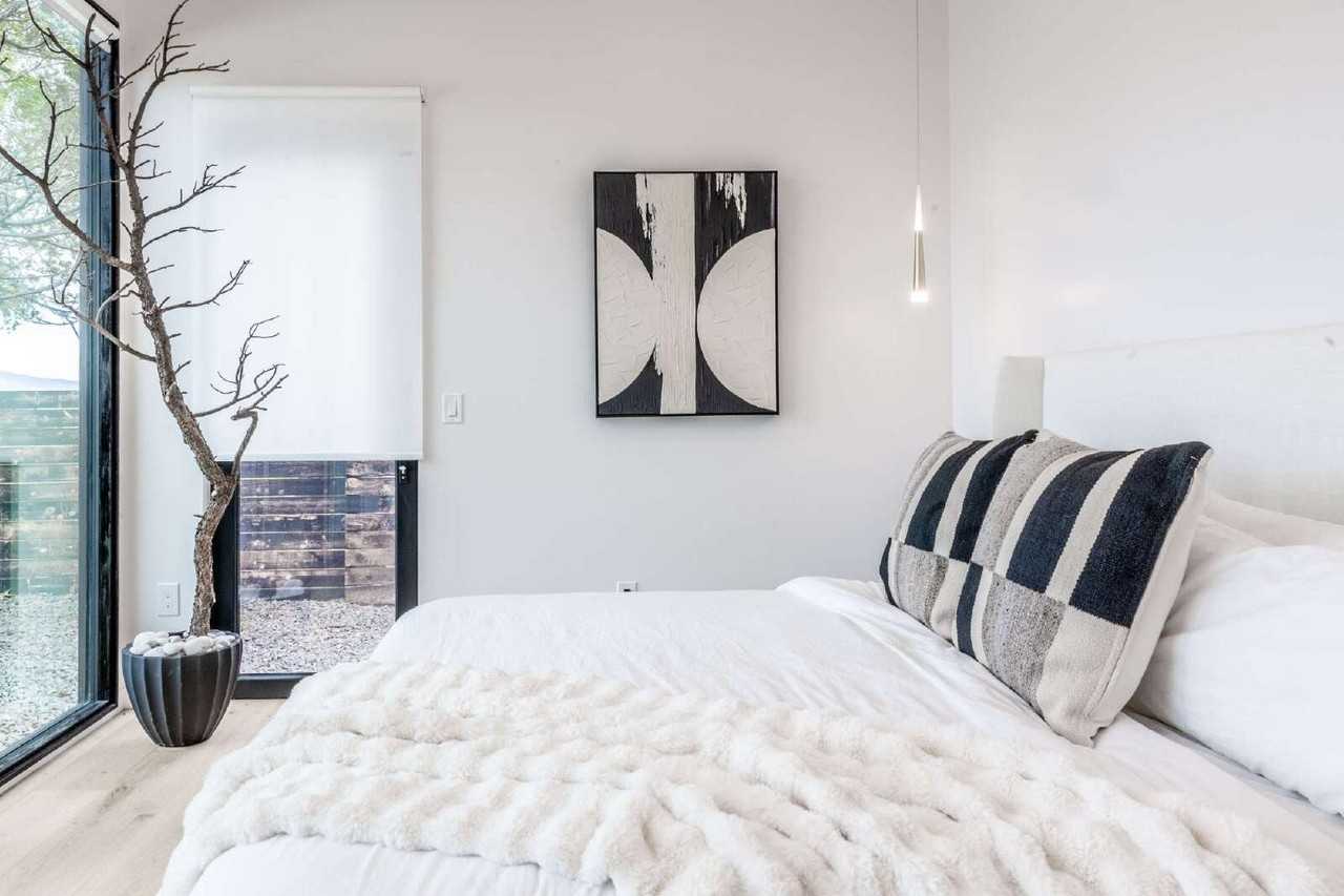 712 South Cherryvale Road - Photo 6 of 50