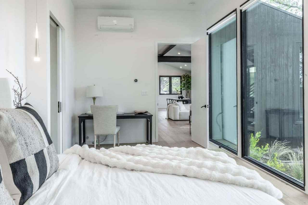 712 South Cherryvale Road - Photo 7 of 50