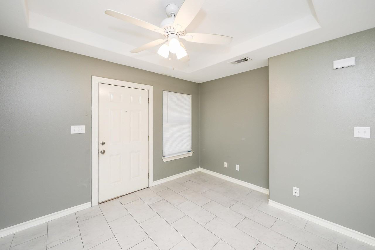 205 W San Carlos St - Photo 3 of 24