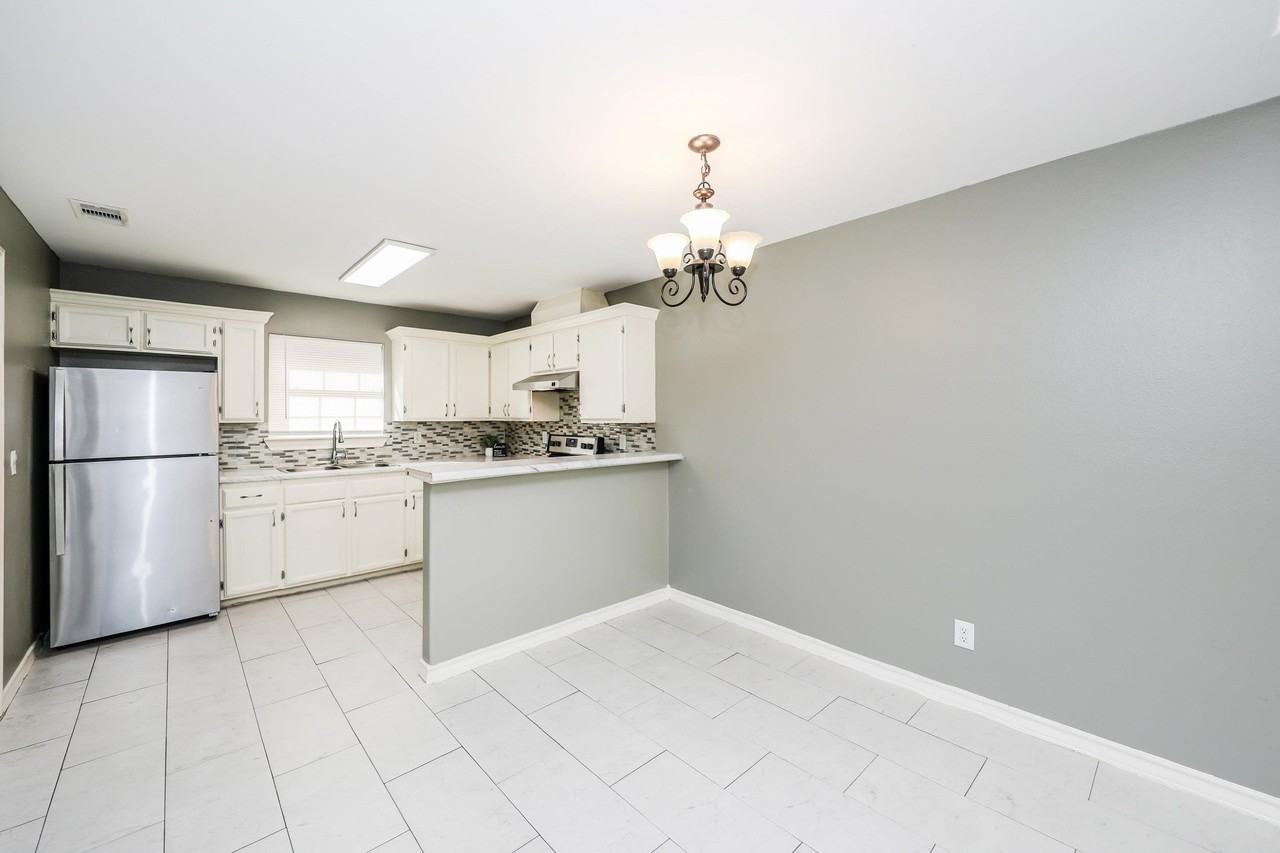 205 W San Carlos St - Photo 7 of 24