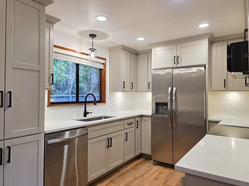 8532 Northeast Russell Street - Photo 6 of 21