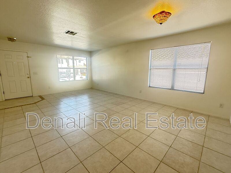 3933 West Rock Basin Lane - Photo 5 of 28