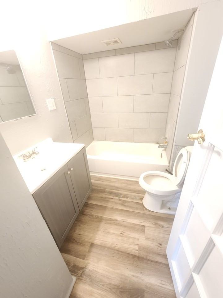 1104 Oak Ave Nw - Photo 5 of 5