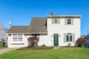 featured image of 18 Azalea Ln