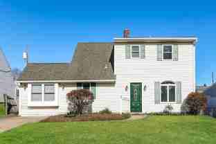 18 Azalea Ln - Photo 1 of 1