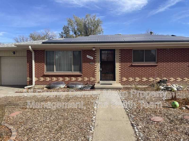 3086 Victor St - Photo 2 of 30