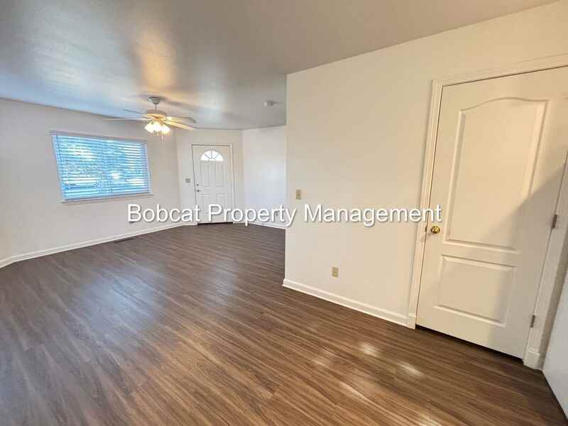 1407 Mission St #B - Photo 4 of 36