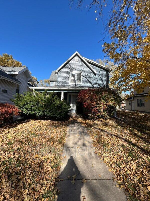 3424 South Street #2