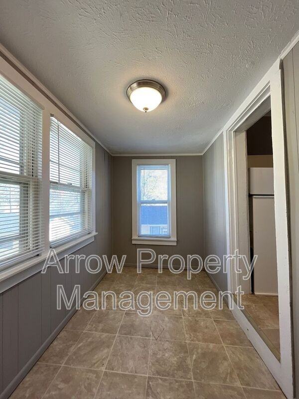 3424 S St #2 - Photo 6 of 11