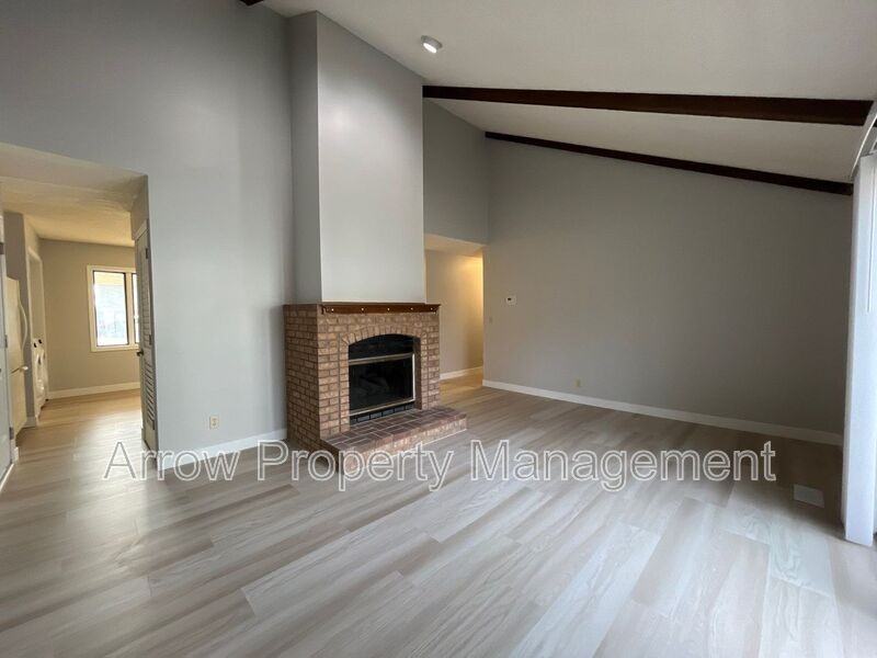 3600 Briarwood Avenue - Photo 2 of 17