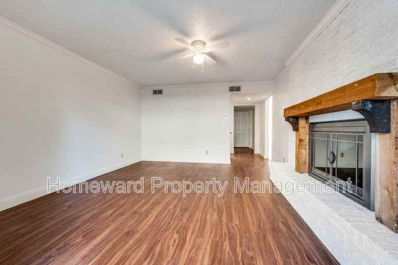 3003 Helmet St - Photo 3 of 13