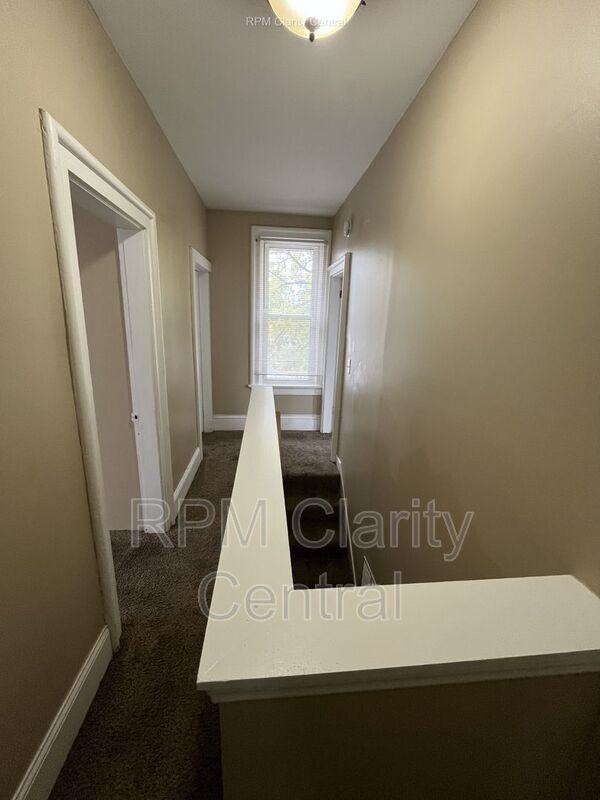 23 N Vine St #23NVINE - Photo 4 of 7