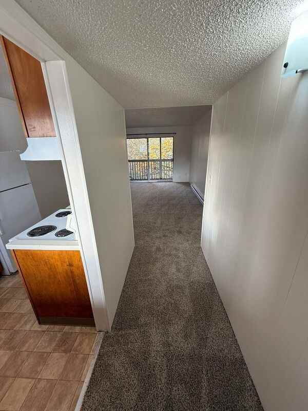 528 Sw Levens St #17 - Photo 2 of 23