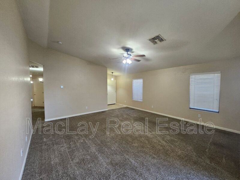 842 East Impreria Street - Photo 2 of 18