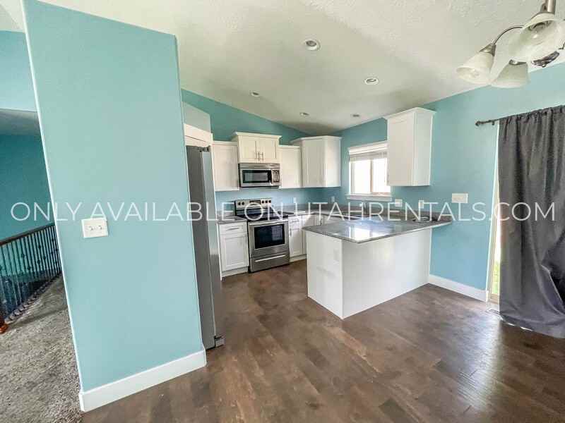 4552 N Long Way - Photo 3 of 19