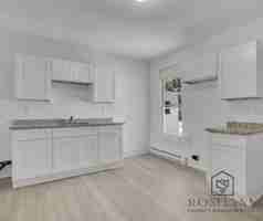 featured image of 270 Walnut St #2