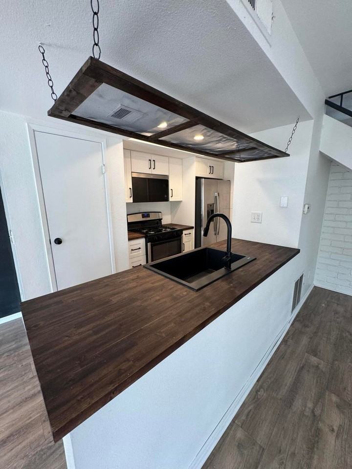 72532 Edgehill Dr Unit 2 - Photo 3 of 12