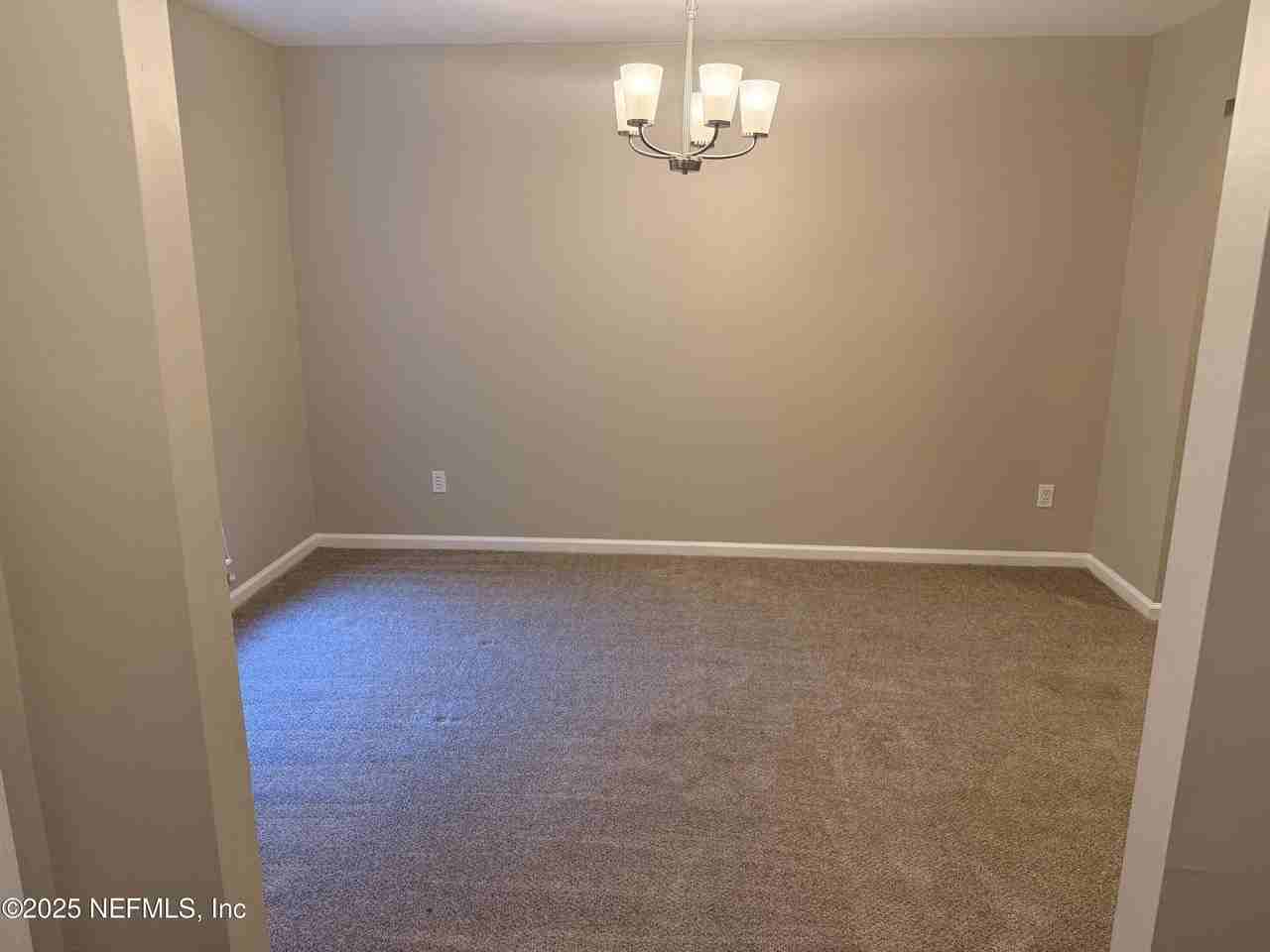 1401 Starboard Ct - Photo 3 of 20