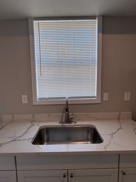 2120 Broadway St - Photo 3 of 22