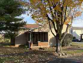 207 W 1st St - Photo 1 of 1