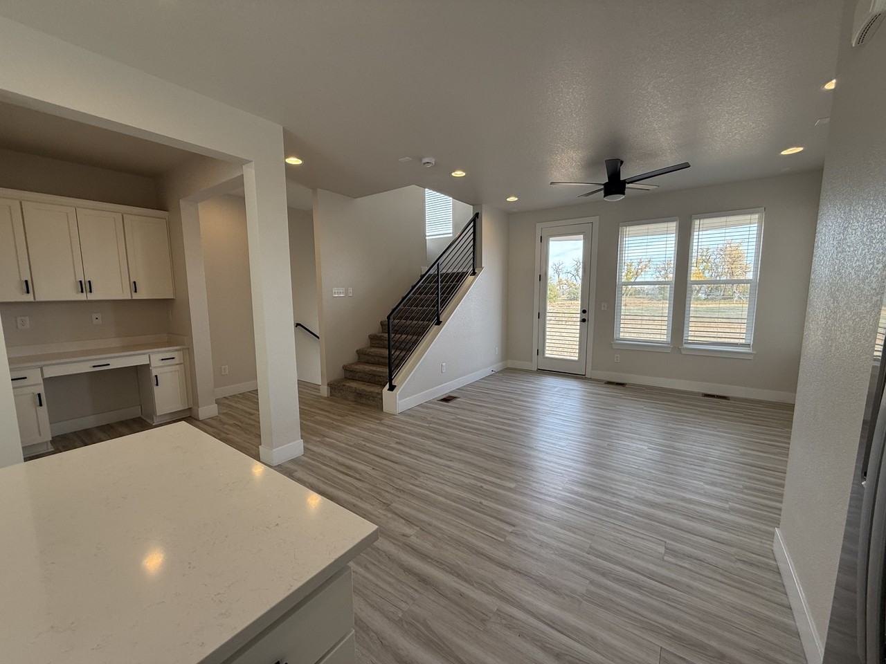 12355 Farmview Ln - Photo 7 of 31