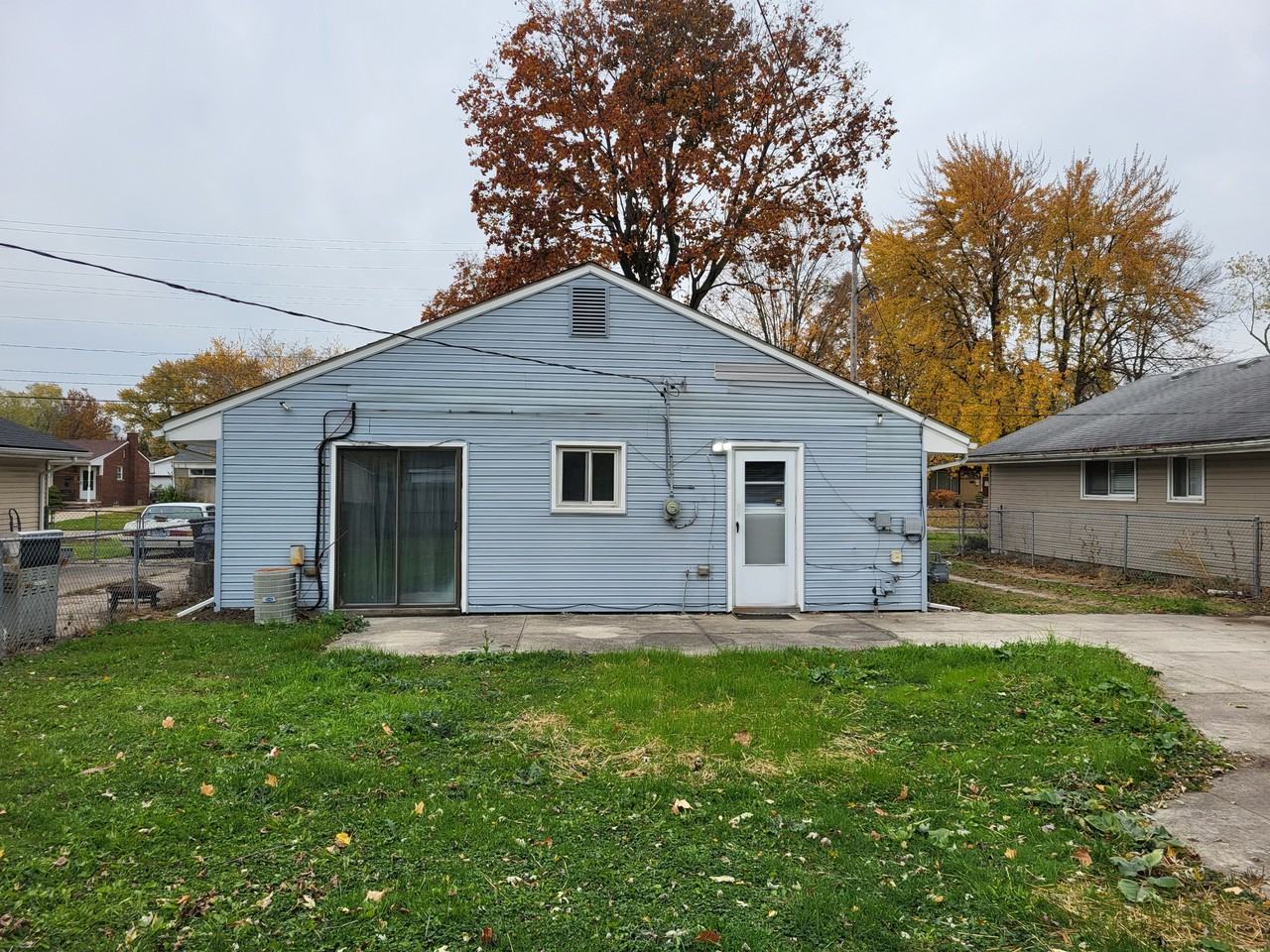 8074 Clippert St - Photo 2 of 12