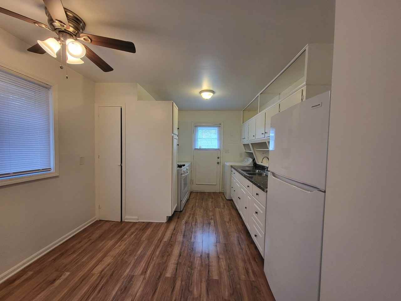 8074 Clippert St - Photo 6 of 12