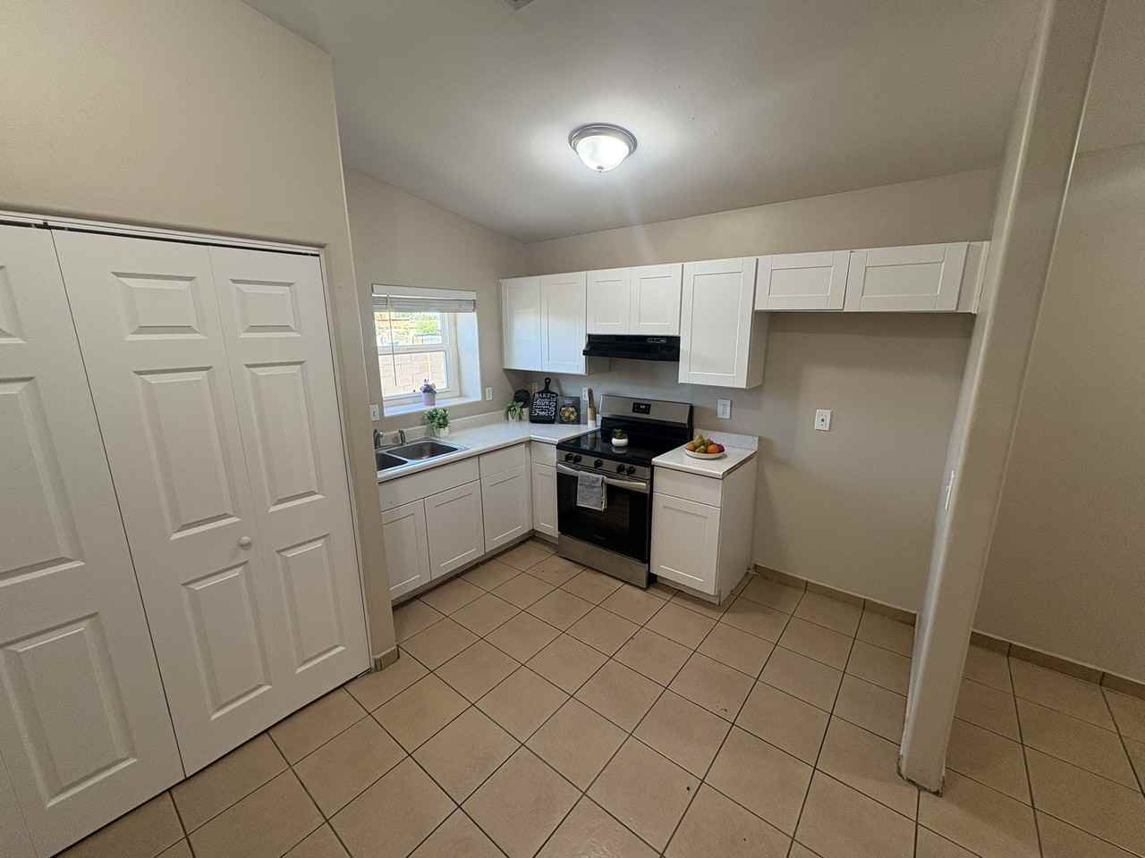 1062 N 27Th St - Photo 7 of 15