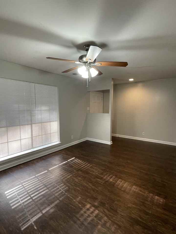 6800 Hinkson Rd - Photo 4 of 19