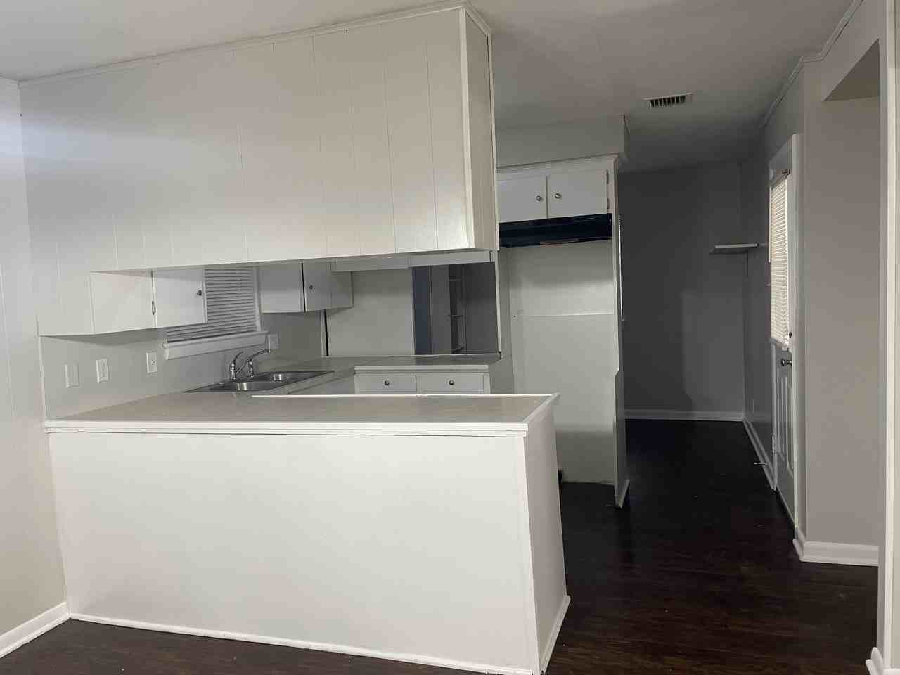 6800 Hinkson Rd - Photo 6 of 19