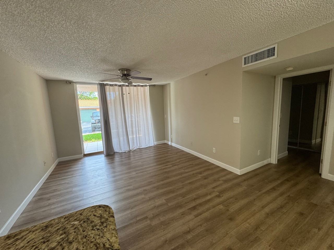 1250 Wildwood Lakes Blvd #101 - Photo 5 of 24